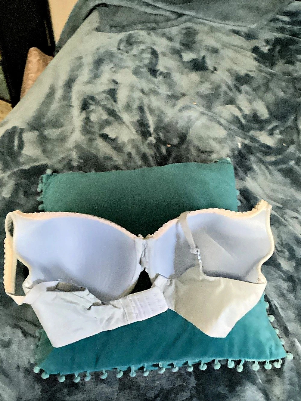 White Bra - Picture 7 of 7